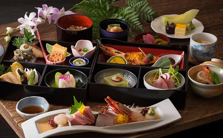 懐石 cuisine kaiseki